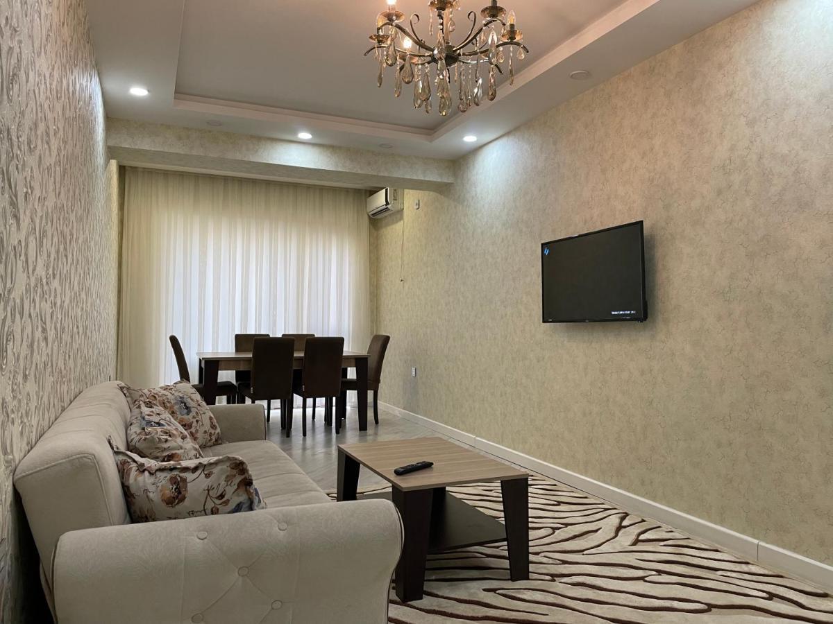 Park Azure Apartment Baky Esterno foto