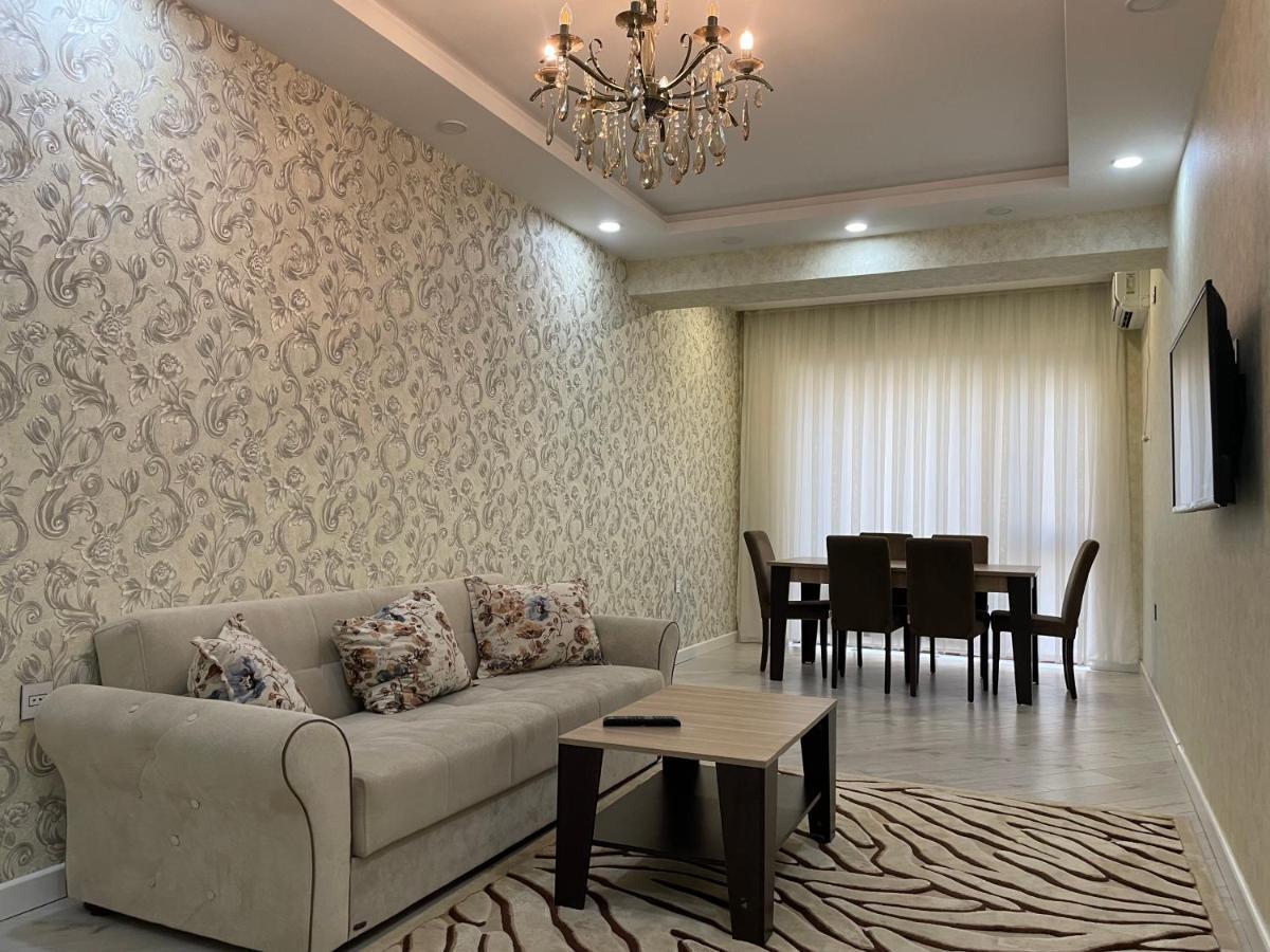 Park Azure Apartment Baky Esterno foto