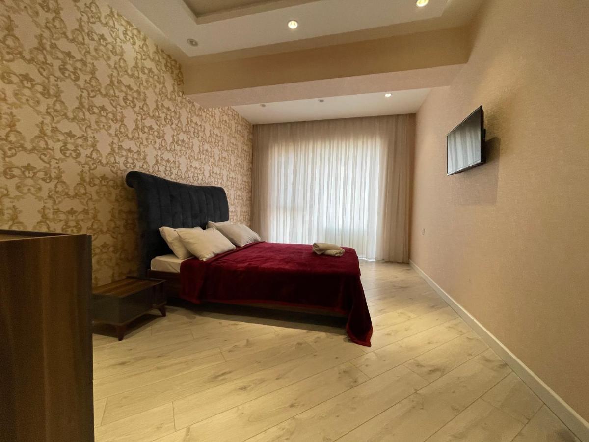 Park Azure Apartment Baky Esterno foto